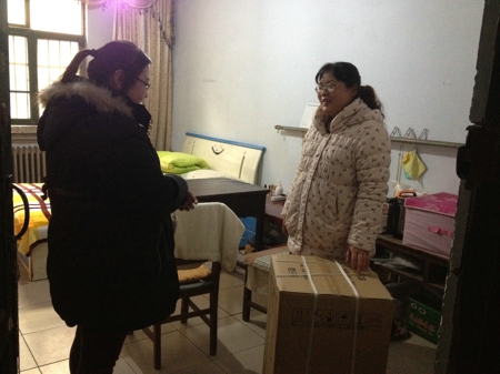 二七区工商联：实现微心愿  传递正能量(图1)