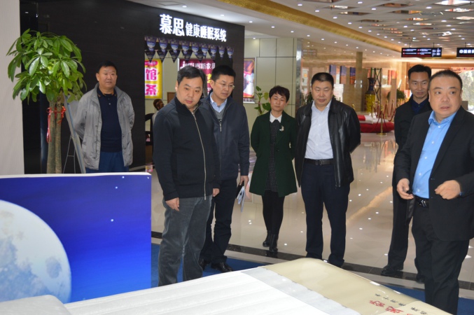 新密市委统战部、工商联走访调研行业商会及会员企业(图1)