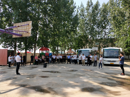 谋求发展共筑梦  一枝一叶总关情(图1)