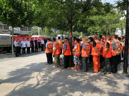 新密市副食品行业商会爱心慰问(图2)
