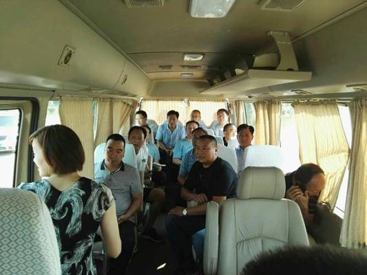 巩义市组织企业到淮滨县考察对接扶贫工作(图1)