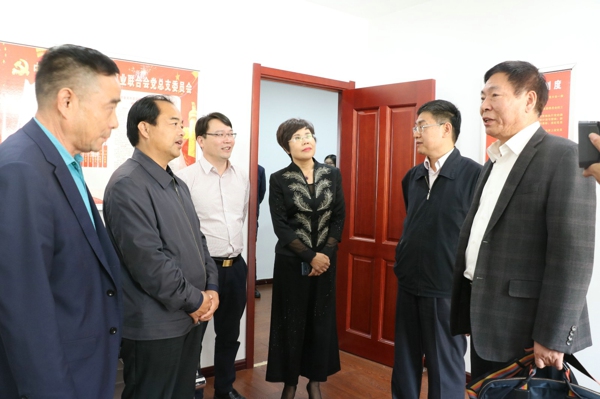 全国工商联宣教部副部长李兵书一行来新郑市调研党建工作(图2)