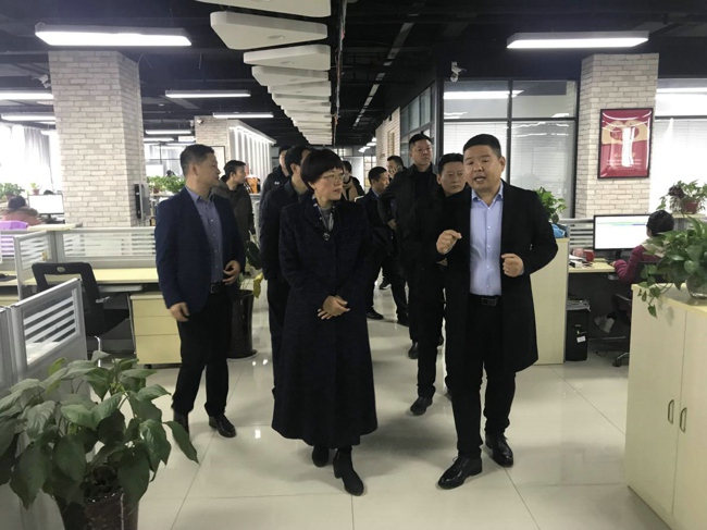 惠济区工商联走访河南国立控股有限公司企业互访促交流谋发展(图1)