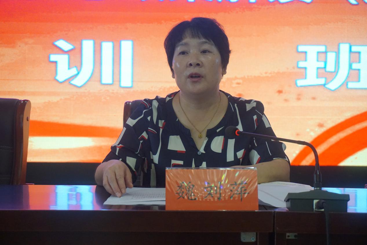 中牟县工商联“不忘初心 牢记使命”主题教育之促进企业健康发展优惠政策解读（第一期）培训班开班(图3)