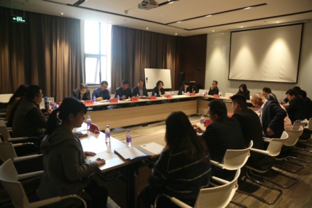 高新区召开党外人士暨非公经济人士代表座谈会(图2)