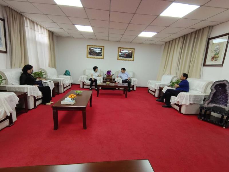 登封市开展与民营经济人士谈心活动(图1)
