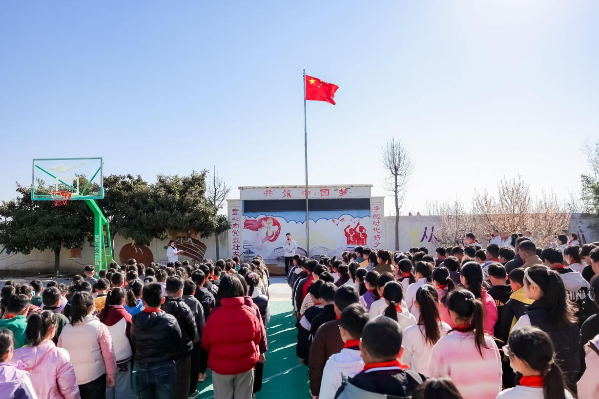  “公益并肩 温暖同行”——国货助梦专项公益活动捐赠仪式启动(图1)