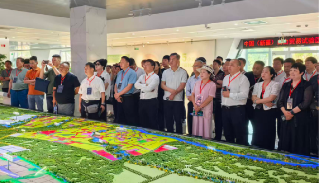 市工商联组织民营企业赴喀什考察调研