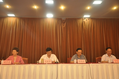 郑州市工商联召开十七届三次常委会(图2)