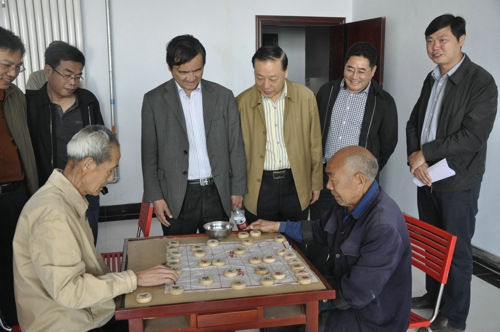 市工商联组织机关同志赴“同心”实践基地(图1)