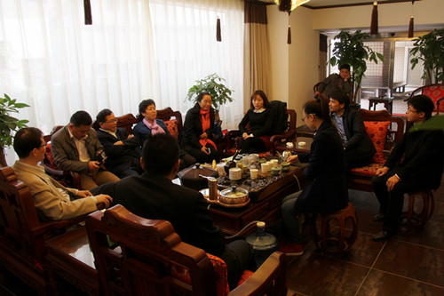 管城区张平安部长调研工商联会员企业(图2) 管城区张平安部长调研工商联会员企业(图2)