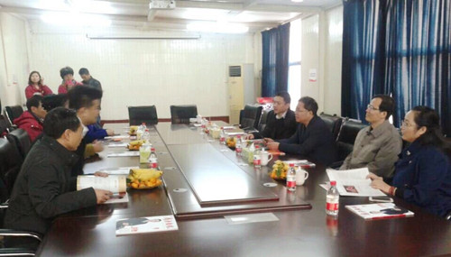 管城区张平安部长调研河南圆方物业管理有限公司(图2) 管城区张平安部长调研河南圆方物业管理有限公司(图2)