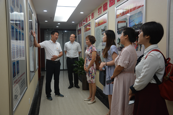 南宁市工商联来郑调研非公党建工作(图2)