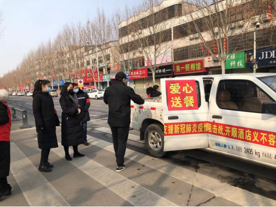 面对疫情，中牟民营企业在行动(图1)