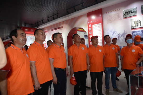 缅怀先辈 砥砺前行---郑州市温州商会”七一“建党日红色教育济源行系列活动之一(图1)